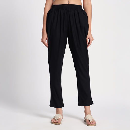 Slim Fit Mid-Rise Black Narrow Pant