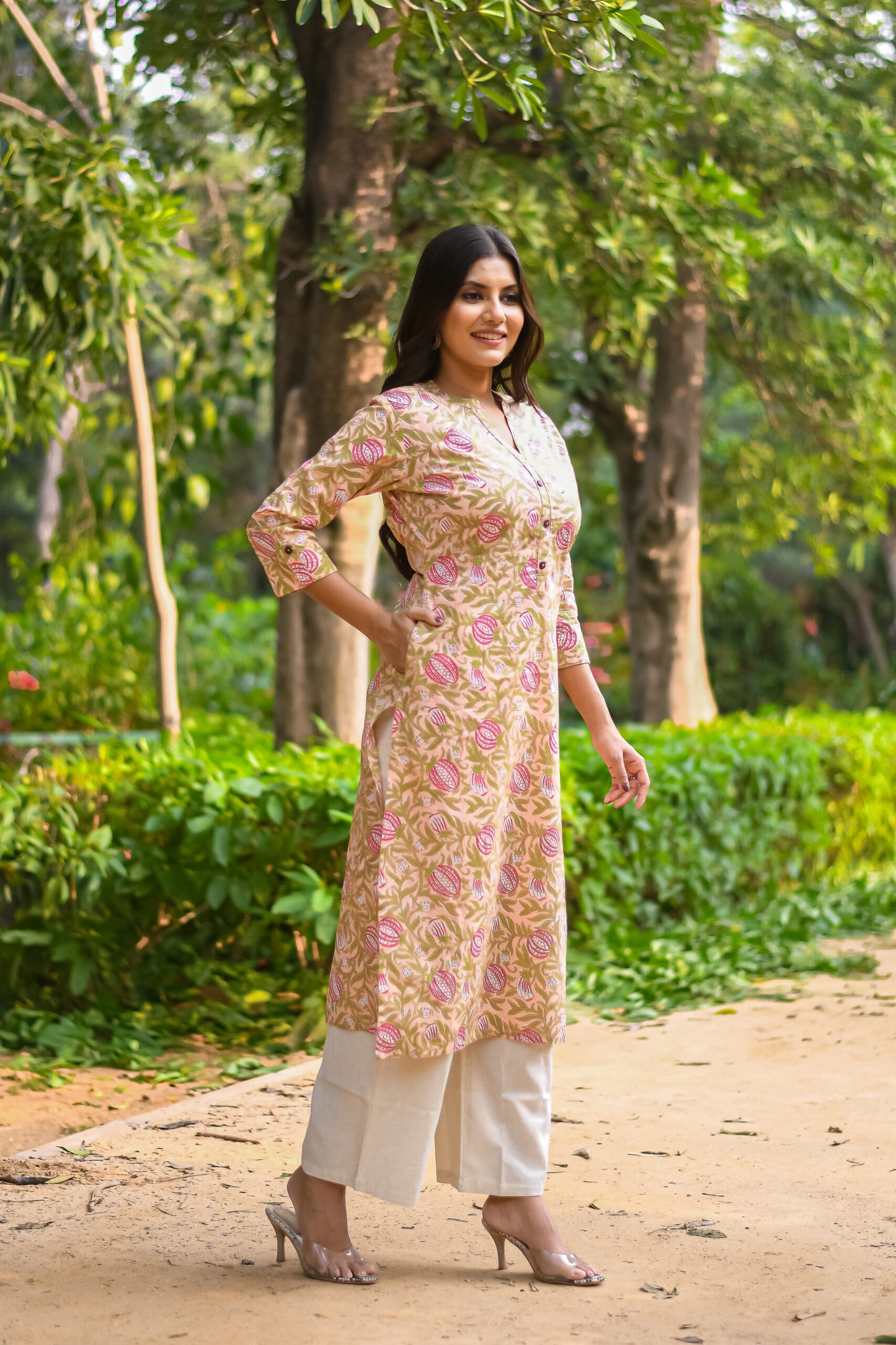 Peach Floral Vine Print Straight Cut kurta