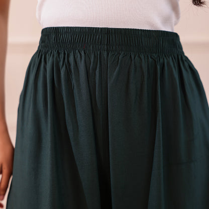 Slim Fit Mid-Rise Bottle Green Narrow Pant