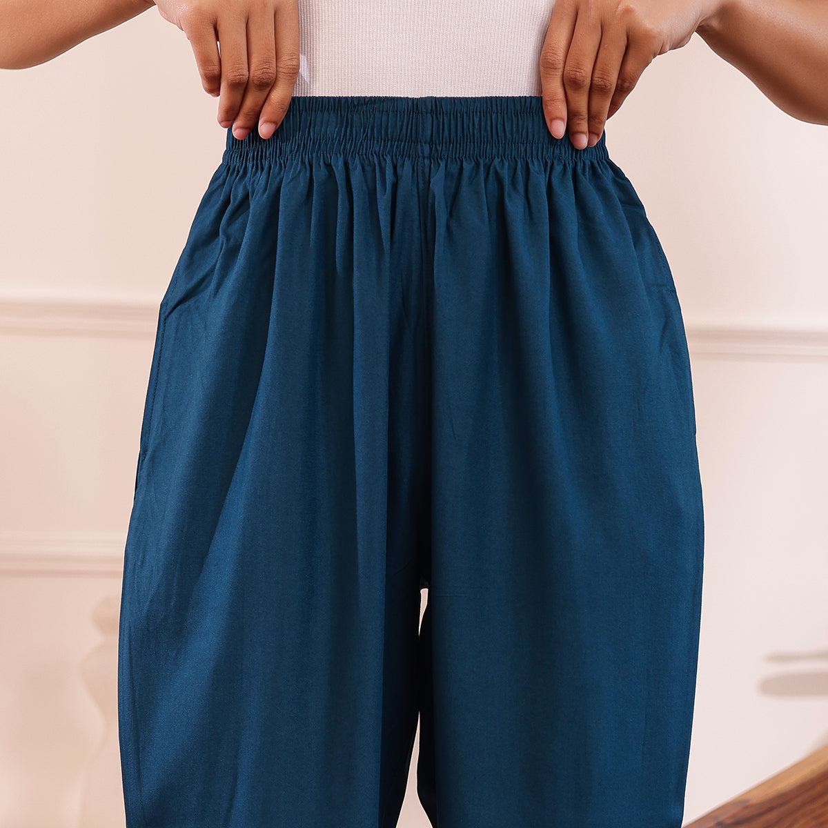 Slim Fit Mid-Rise Teal Blue Narrow Pant
