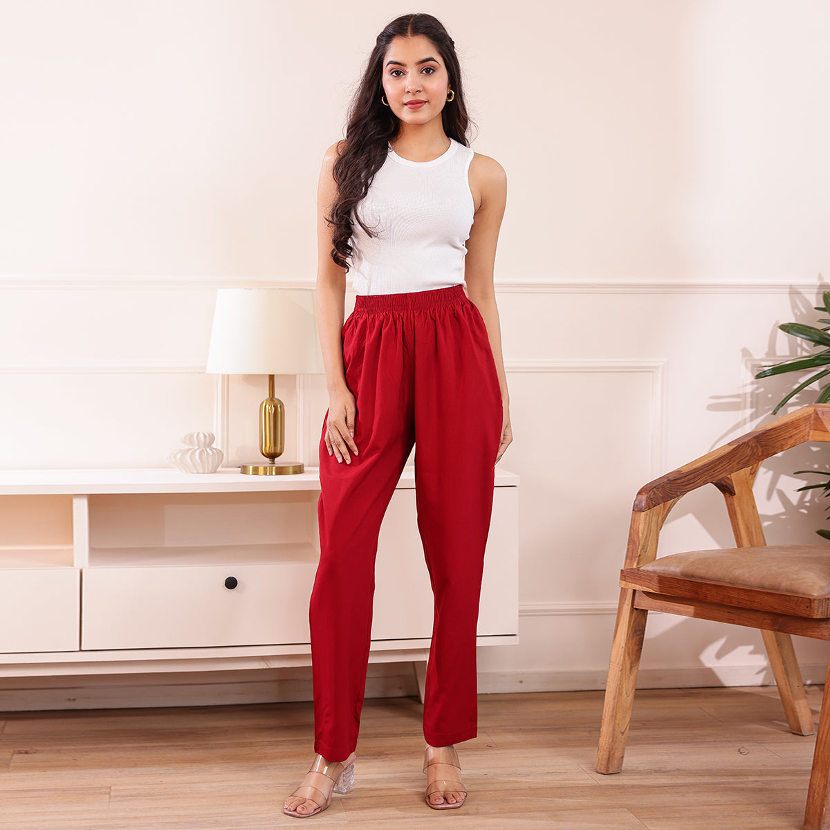 Slim Fit Mid-Rise Maroon Narrow Pant