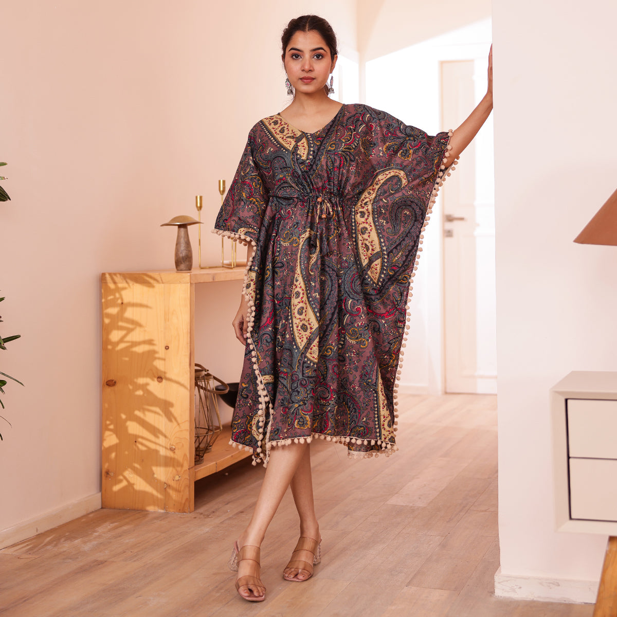 Mauve Paisley Printed Short Kaftan with Beige Pom-Pom Lace