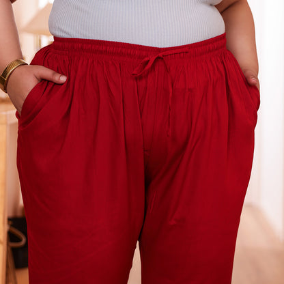 Plus Size Slim Fit Mid-Rise Maroon Narrow Pant