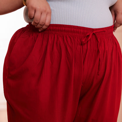 Plus Size Slim Fit Mid-Rise Maroon Narrow Pant