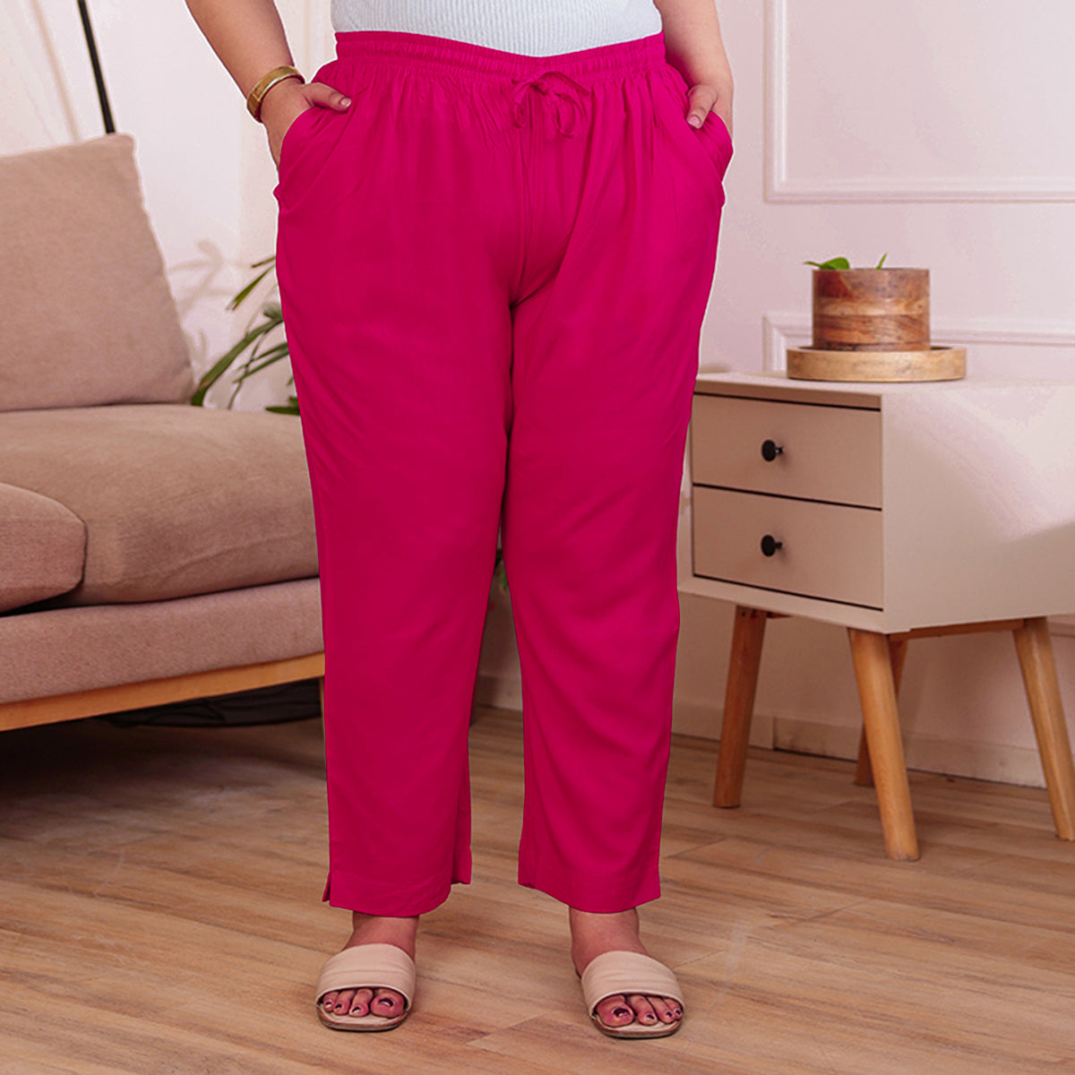 Plus Size Slim Fit Mid-Rise Pink Narrow Pant