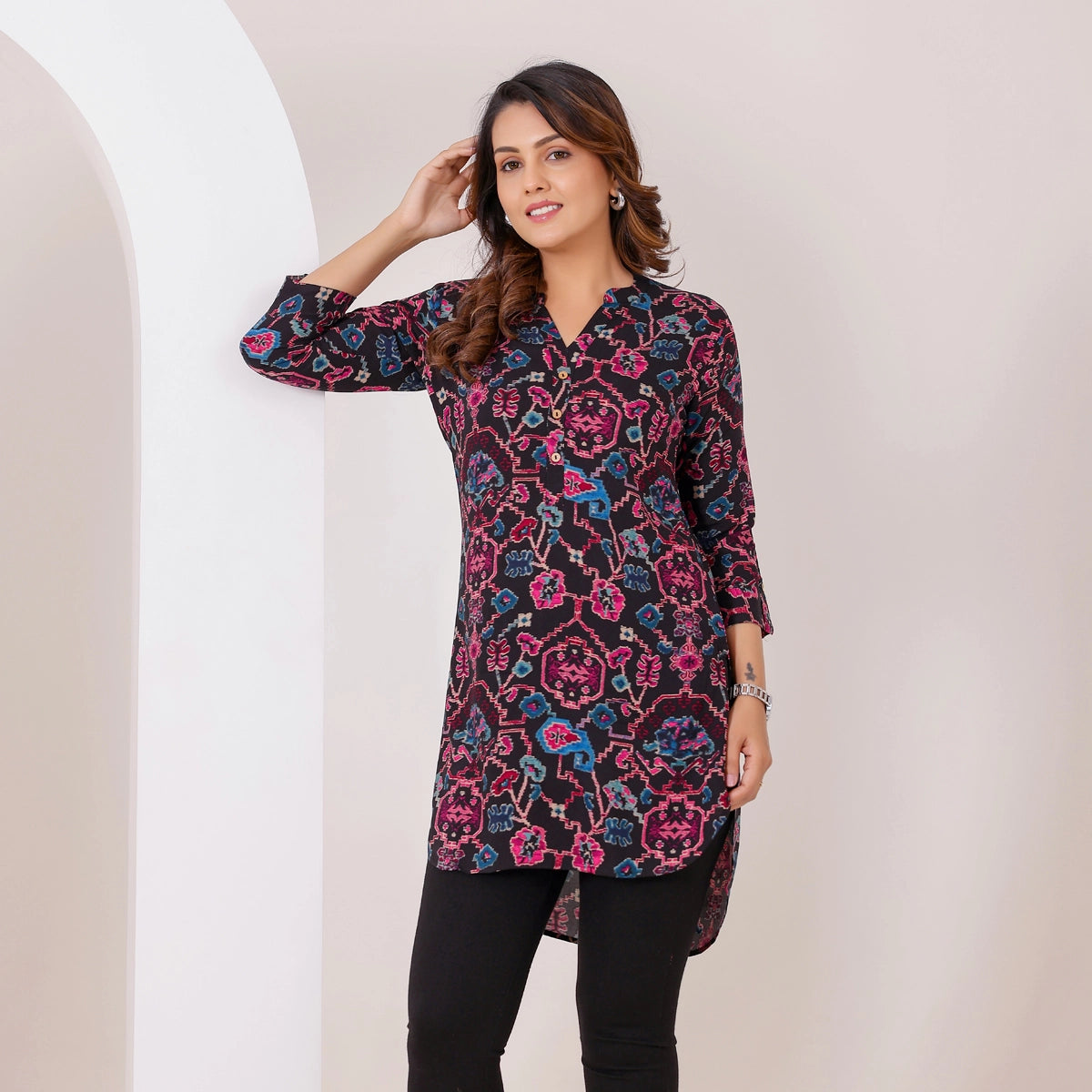Black Abstract Print Rayon Tunic