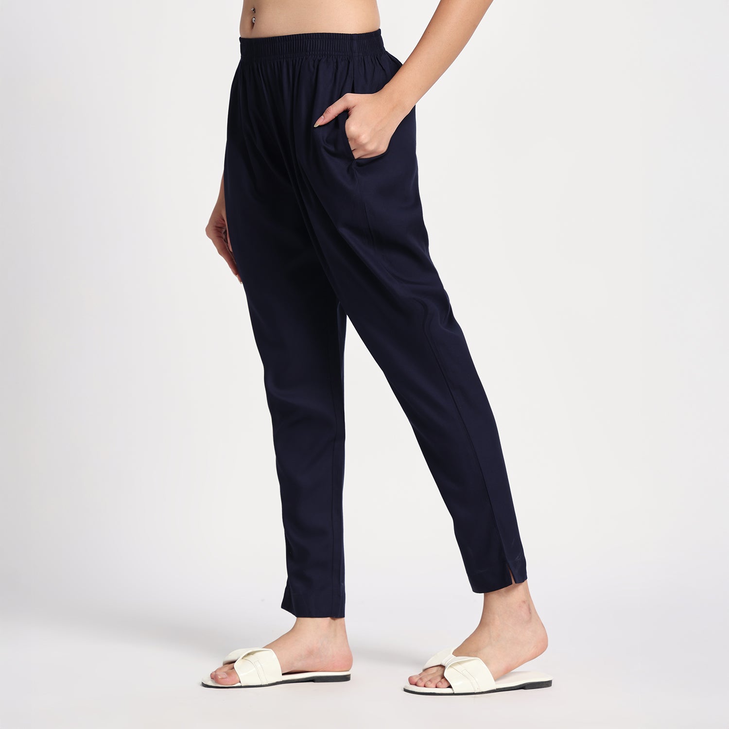 Slim Fit Mid-Rise Navy Blue Narrow Pant
