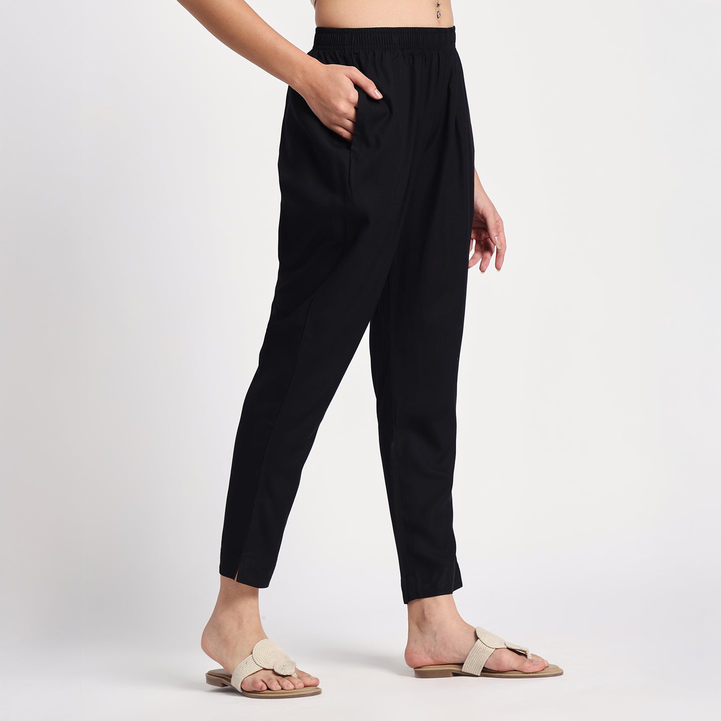 Slim Fit Mid-Rise Black Narrow Pant