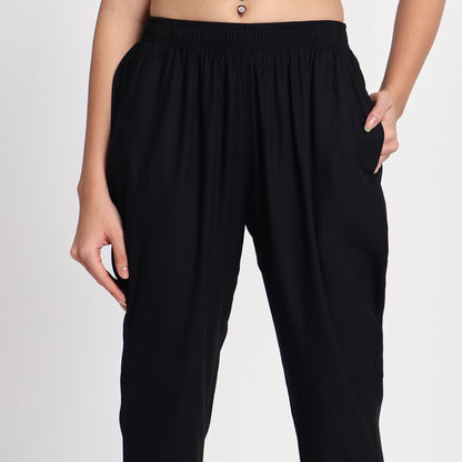 Slim Fit Mid-Rise Black Narrow Pant