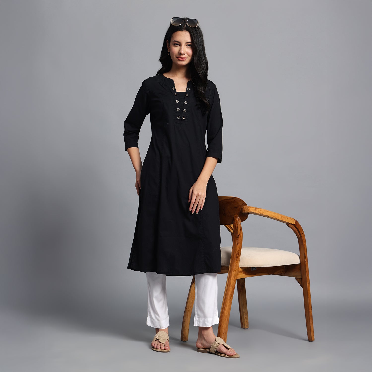 Slim Fit Mid-Rise White Narrow Pant