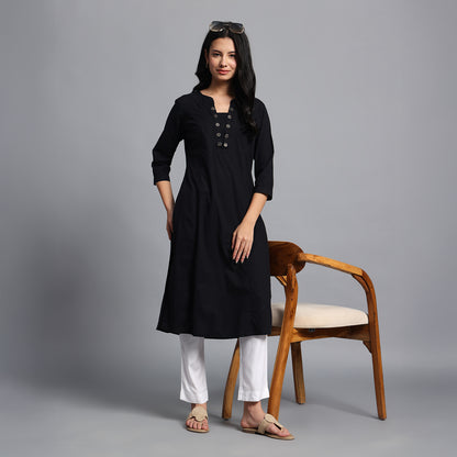 Slim Fit Mid-Rise White Narrow Pant