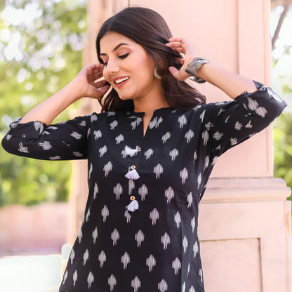 Black and White Ikat Print Tunic with Tassels