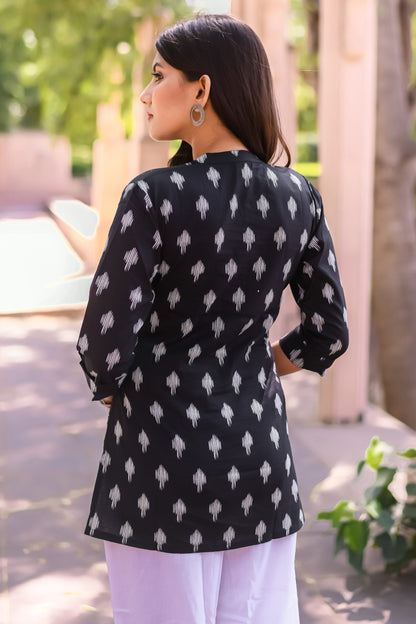 Black and White Ikat Print Tunic with Tassels