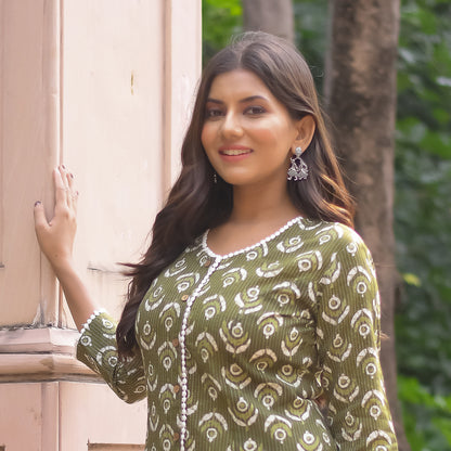 Green Motif Printed A-Line Kurta with Pocket