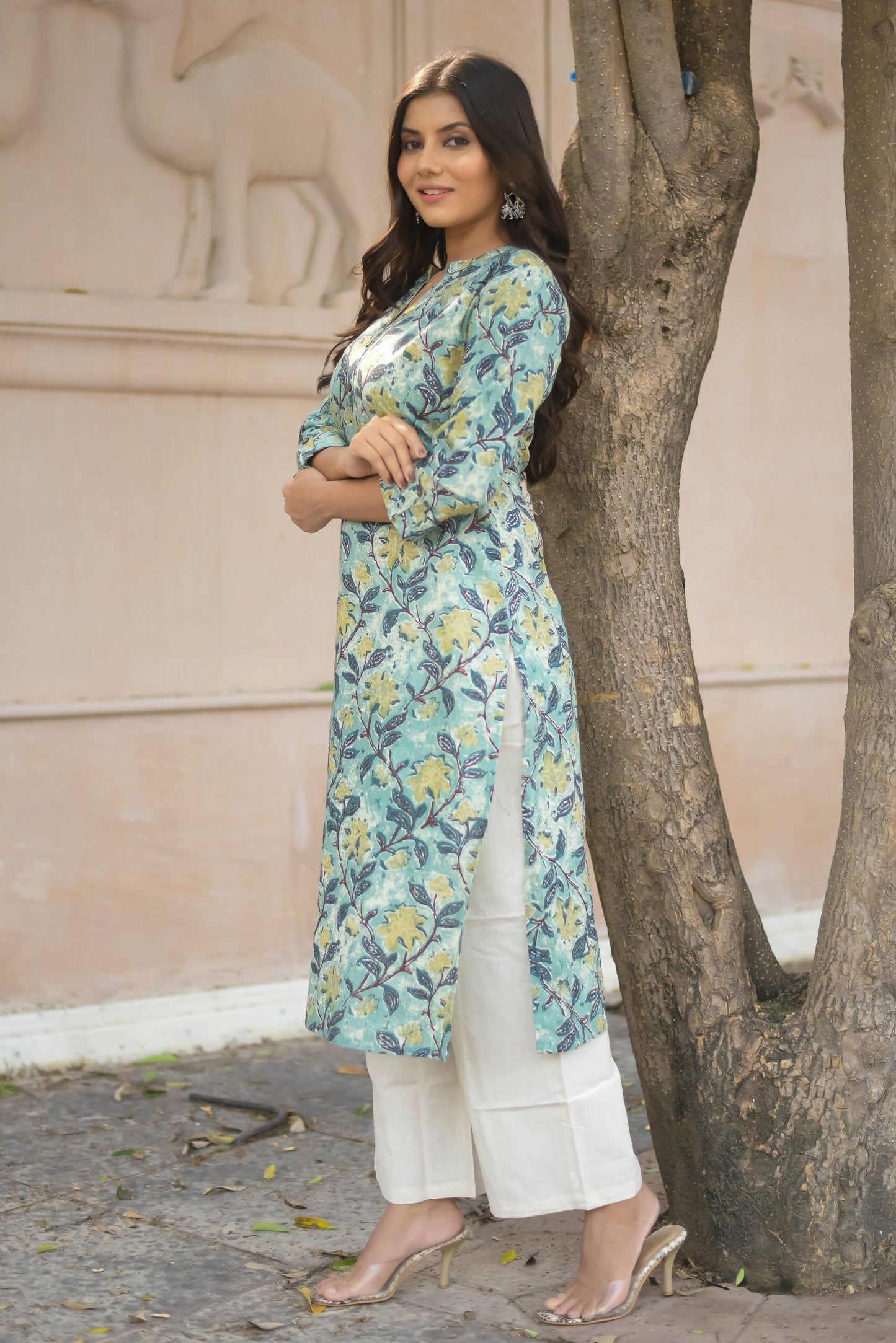 Pastel Green Floral Printed Straight Kurta with Pocket