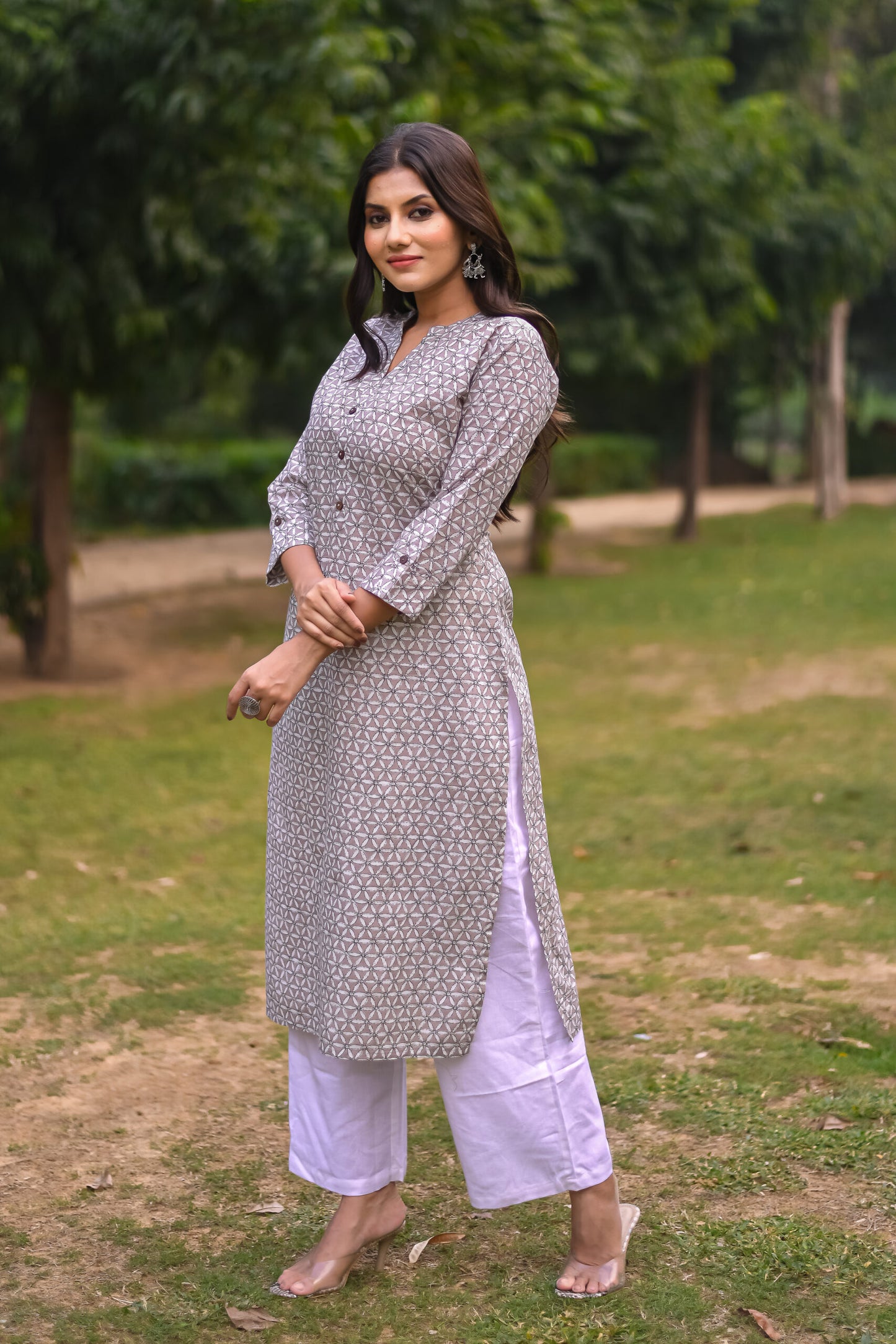 Pastel Grey Geometry Printed Straight Kurta with Pocket