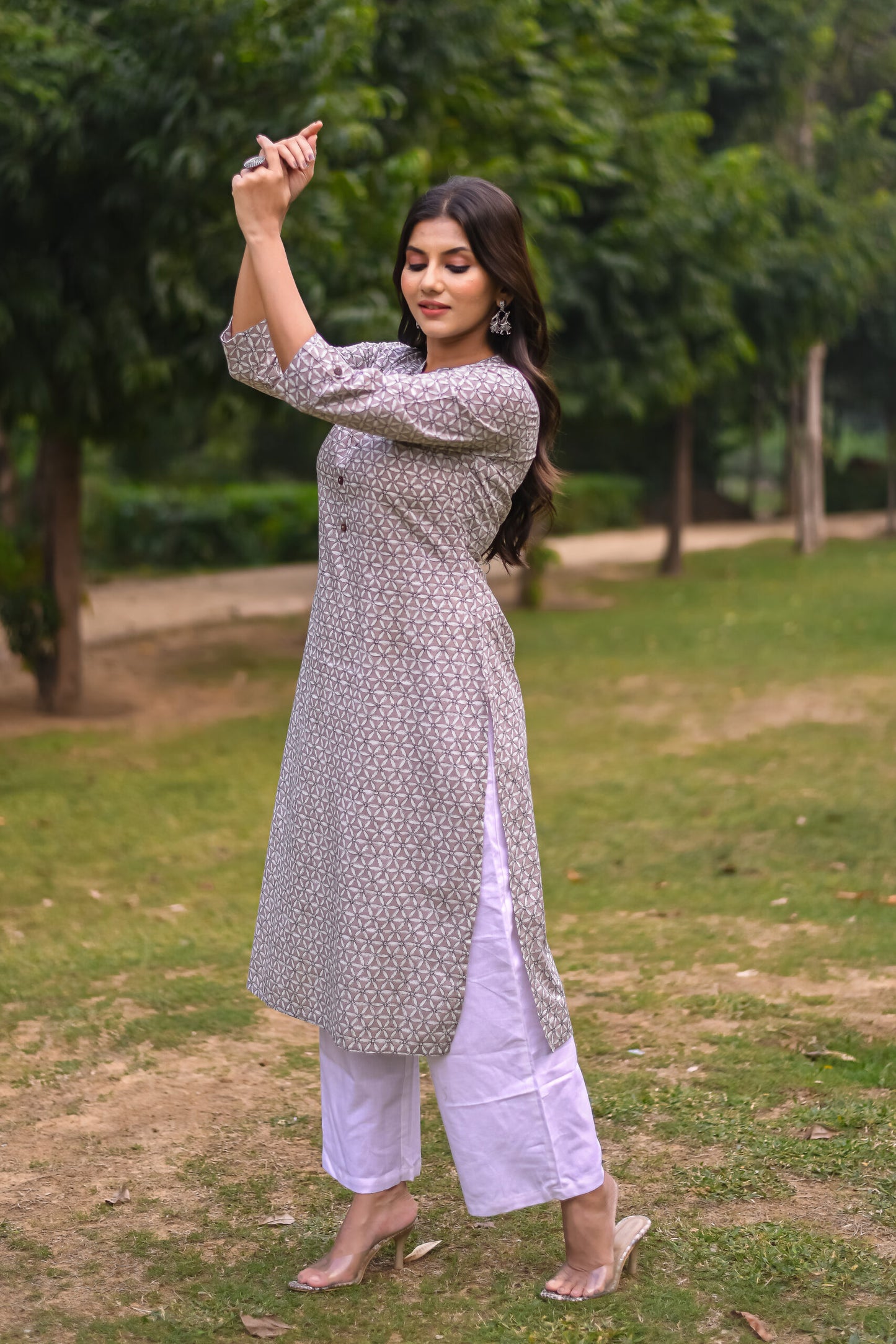 Pastel Grey Geometry Printed Straight Kurta with Pocket