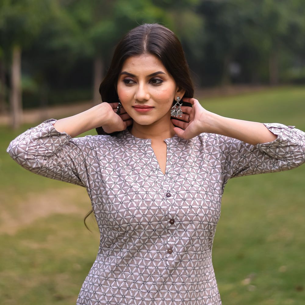 Pastel Grey Geometry Print Straight Cut kurta