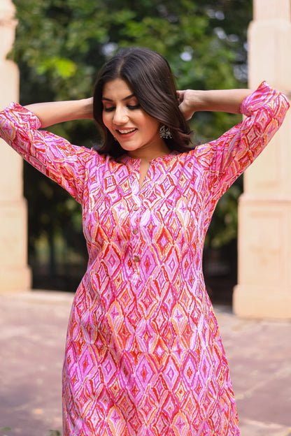 Pink Geometric Printed Straight Kurta with Pocket