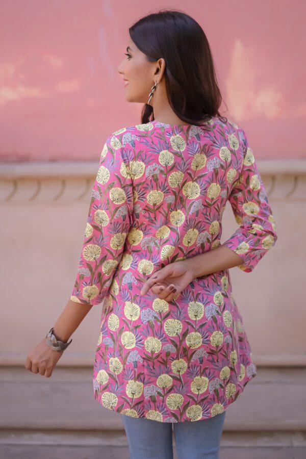 baby pink floral print tunic tops for women